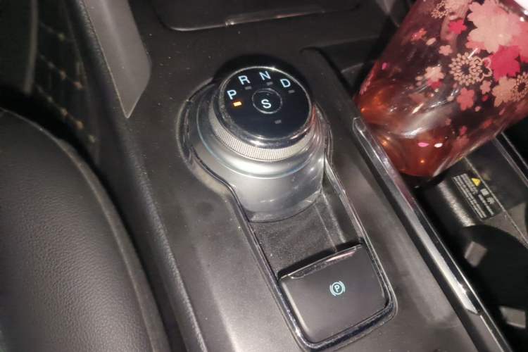 Used Ford Mondeo 2018 EcoBoost 180 Smart Control Fashion Model China V Standard Gear Lever