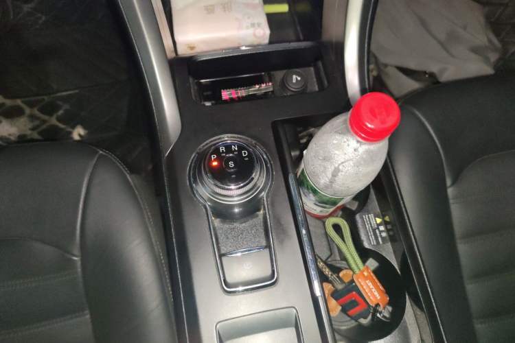 Used Ford Mondeo 2018 EcoBoost 200 Smart Control Fashion Model China V Standard Gear Lever
