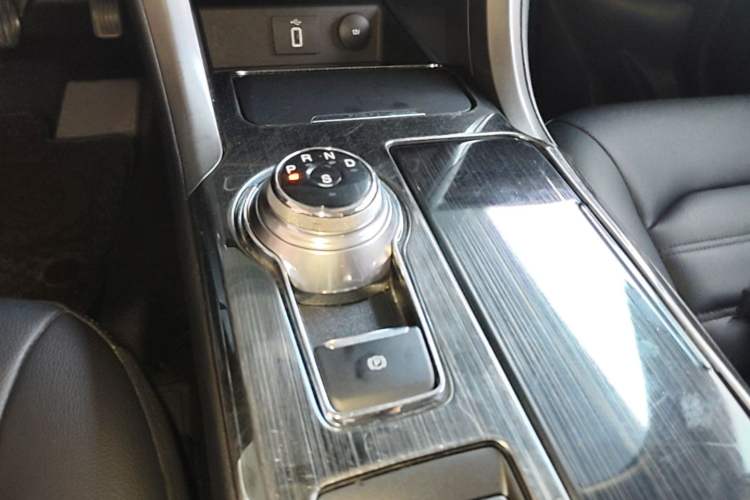 Used Ford Mondeo 2018 EcoBoost 200 Smart Control Luxury Model China VI Standard Gear Lever