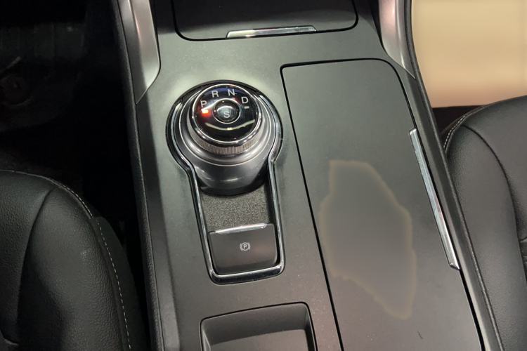 Used Ford Mondeo 2018 EcoBoost 180 Smart Control Fashion Model China VI Standard Gear Lever