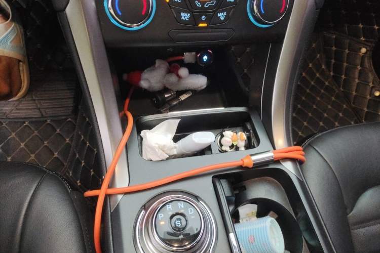 Used Ford Mondeo 2018 EcoBoost 200 Stylish Model Gear Lever