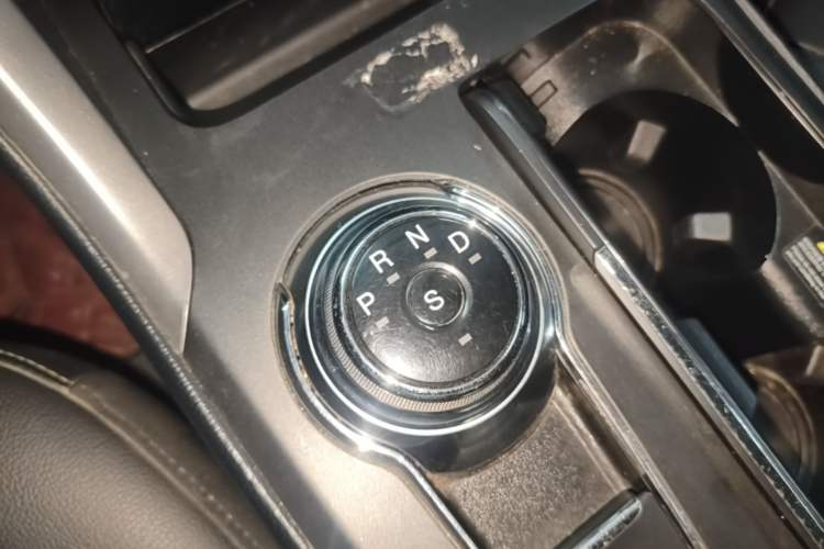 Used Ford Mondeo 2018 EcoBoost 180 Smart Control Fashion Model China V Standard Gear Lever