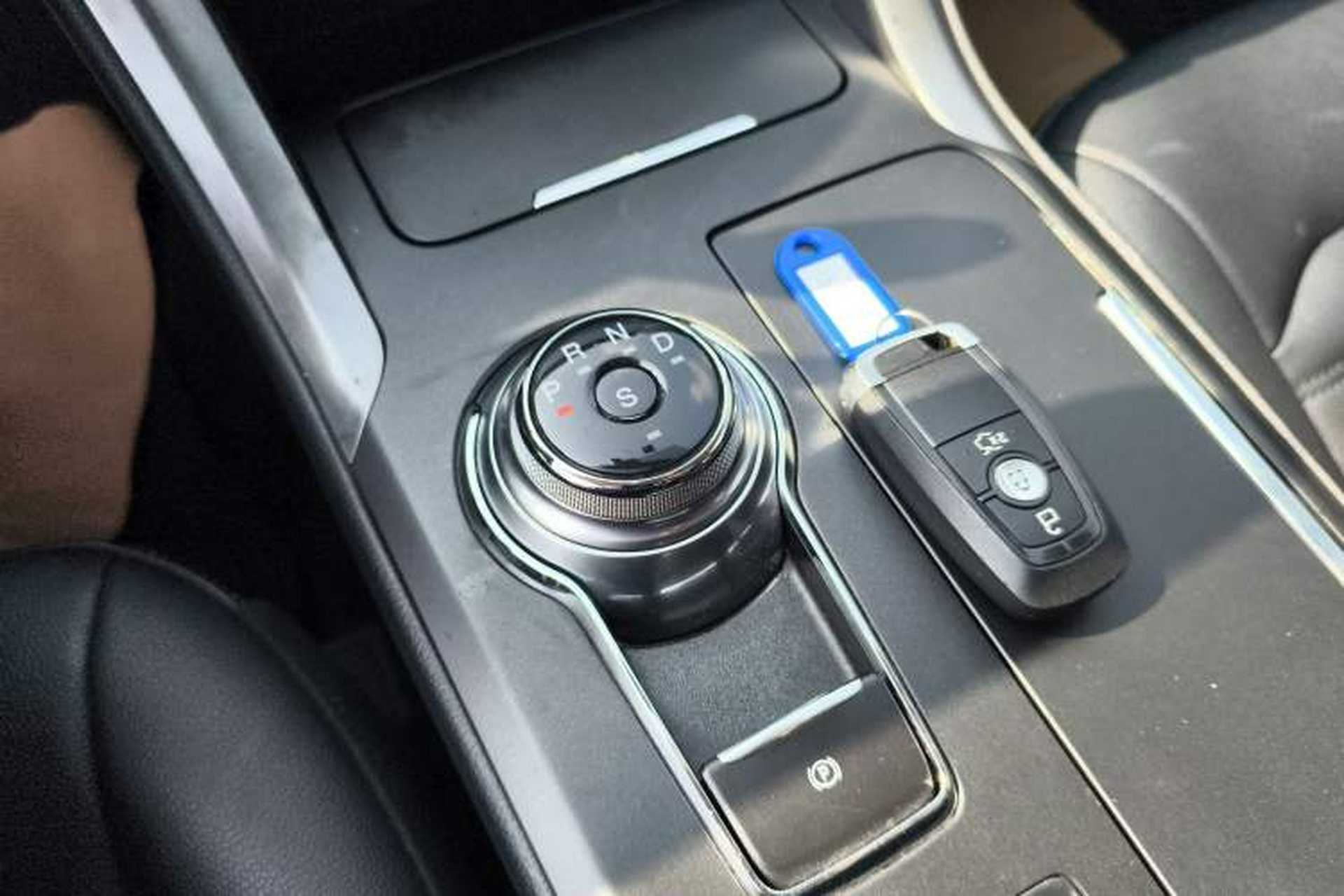 Used Ford Mondeo 2018 EcoBoost 180 Smart Control Fashion Model China V Standard Gear Lever