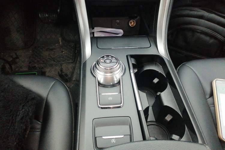 Used Ford Mondeo 2018 EcoBoost 180 Smart Control Fashion Model China V Standard Gear Lever