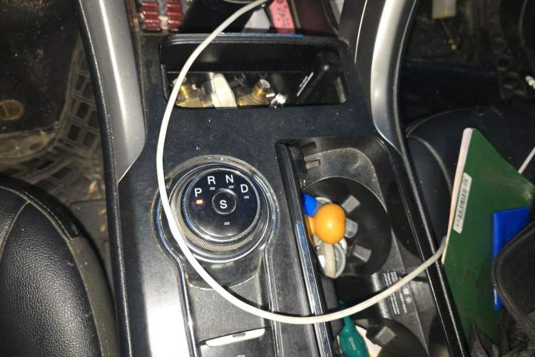 Used Ford Mondeo 2018 EcoBoost 180 Smart Control Fashion Model China V Standard Gear Lever