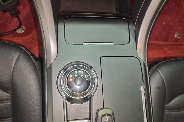 Used Ford Mondeo 2018 EcoBoost 180 Smart Control Fashion Model China V Standard Gear Lever