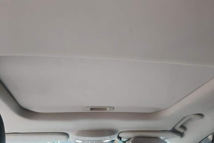Used Ford Mondeo 2018 EcoBoost 180 Fashion Edition Headliner
