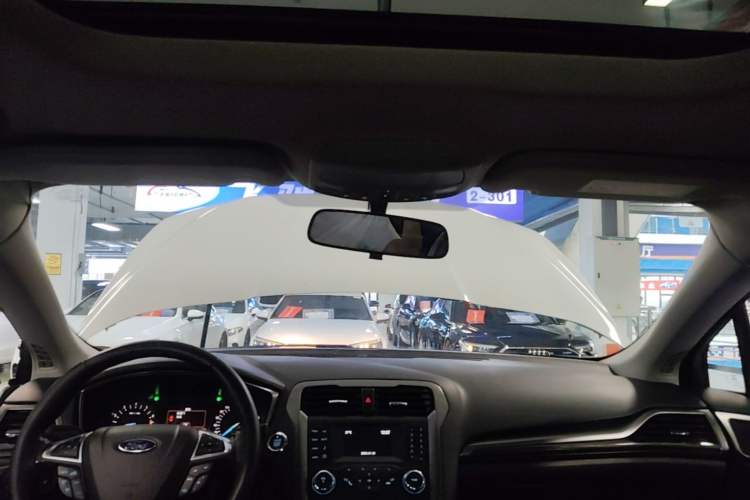 Used Ford Mondeo 2018 EcoBoost 180 Smart Control Fashion Model China V Standard Headliner