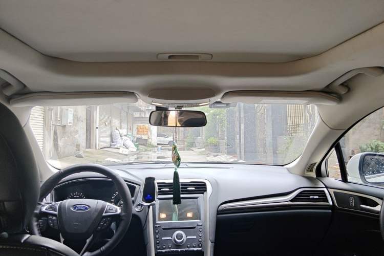 Used Ford Mondeo 2018 EcoBoost 200 Smart Control Fashion Model China V Standard Headliner