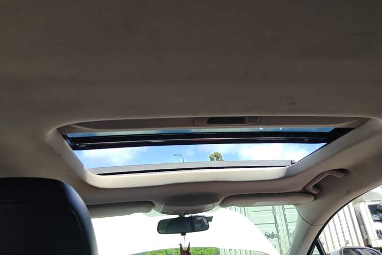 Used Ford Mondeo 2018 EcoBoost 200 Stylish Model Headliner