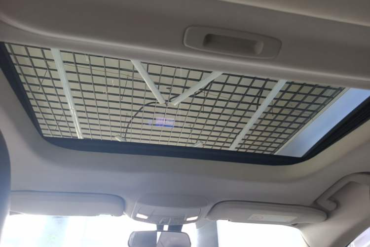 Used Ford Mondeo 2018 EcoBoost 200 Smart Control Fashion Model China VI Standard Headliner