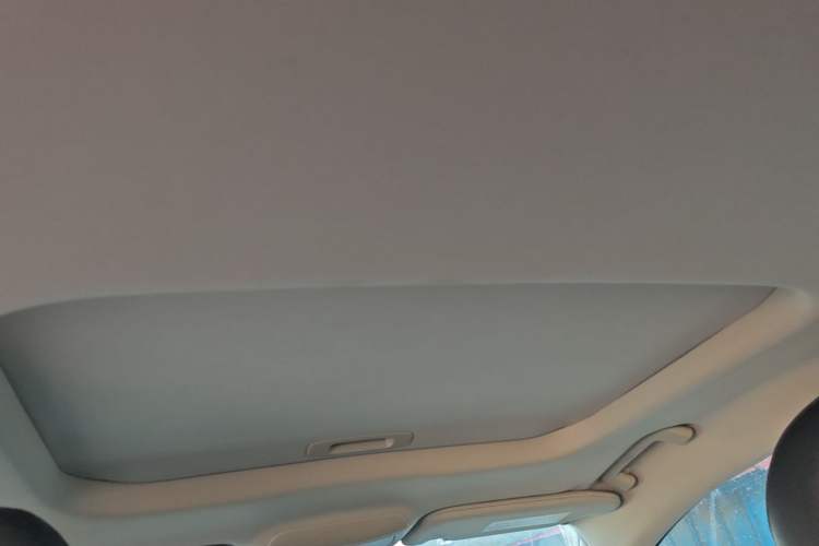 Used Ford Mondeo 2018 EcoBoost 180 Fashion Edition Headliner