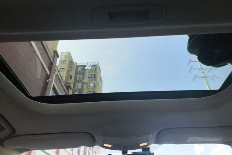 Used Ford Mondeo 2018 EcoBoost 180 Fashion Edition Headliner