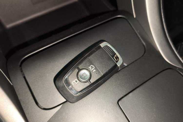 Used Ford Mondeo 2018 EcoBoost 200 Smart Control Fashion Model China V Standard Interior 1