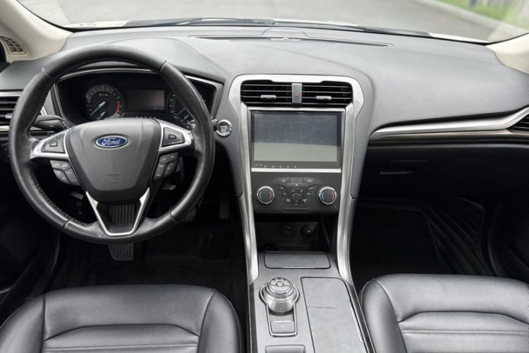 Used Ford Mondeo 2018 EcoBoost 200 Smart Control Fashion Model China VI Standard Interior 1