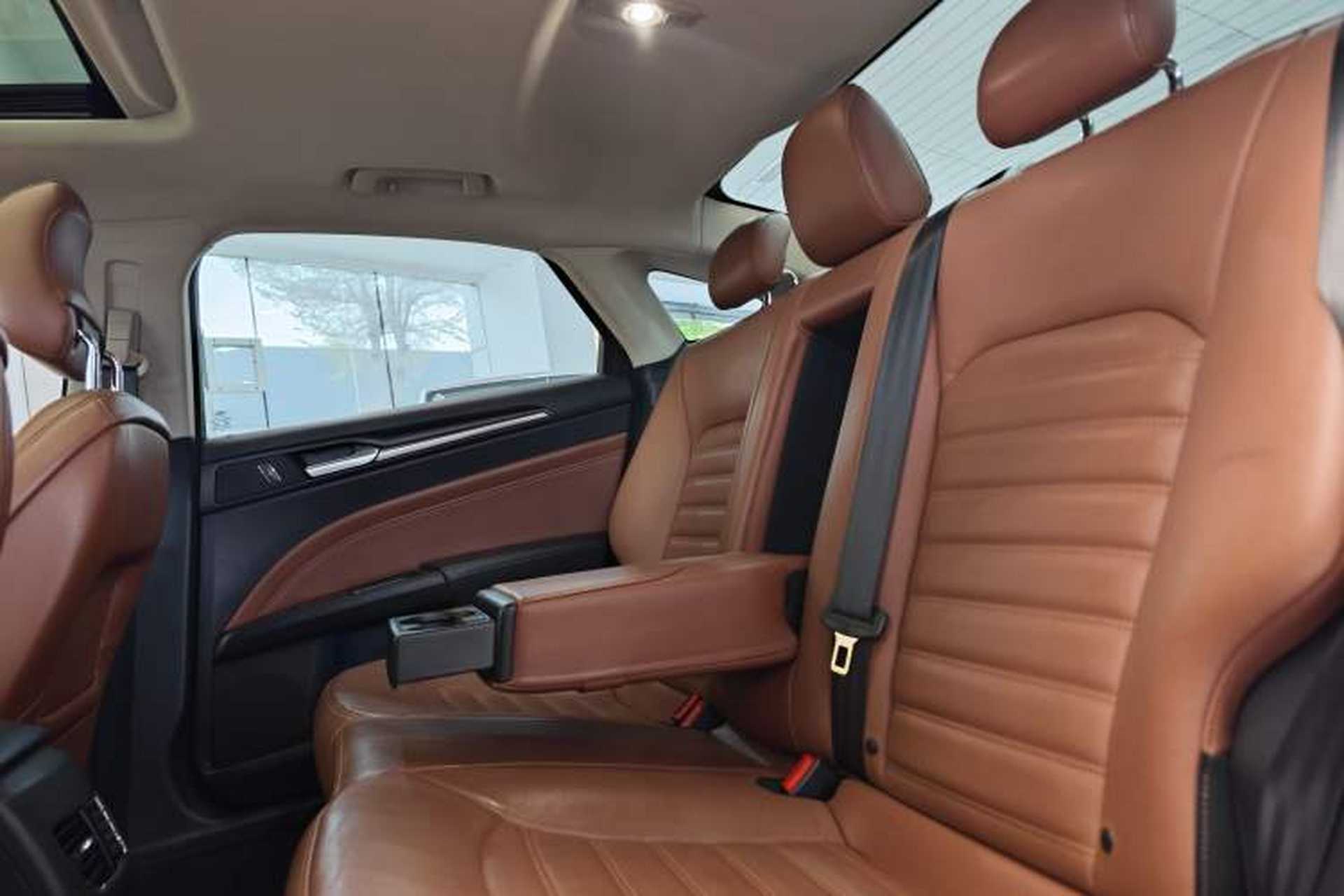 Used Ford Mondeo 2018 EcoBoost 180 Cognac Special Edition Interior 8