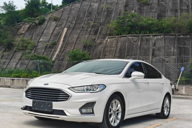 Used Ford Mondeo 2018 EcoBoost 200 Smart Control Fashion Model China VI Standard