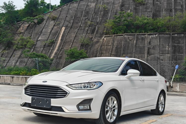 Used Ford Mondeo 2018 EcoBoost 200 Smart Control Fashion Model China VI Standard Guazi used car, China used car export, Used car for sale, Used  cars, Cheapest cars for sale