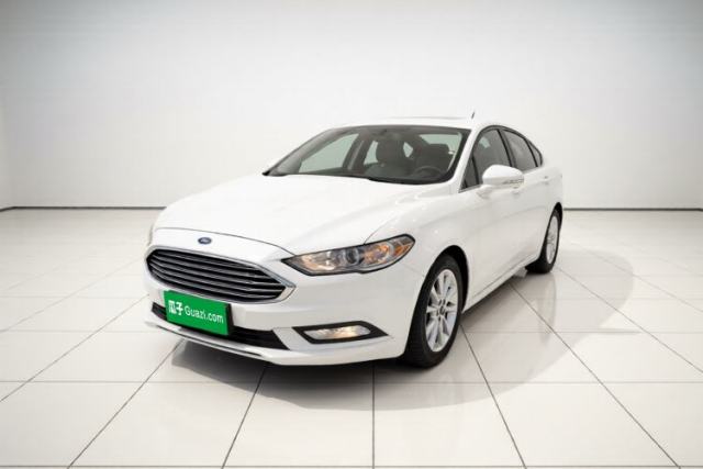 Ojetý Ford Mondeo 2018 EcoBoost 180 Fashion Edition