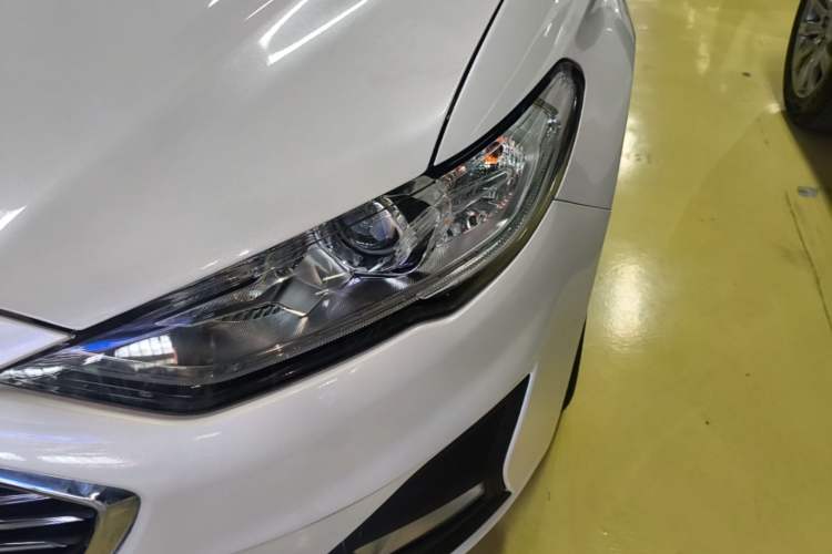 Used Ford Mondeo 2018 EcoBoost 200 Smart Control Fashion Model China V Standard Left Front Headlight