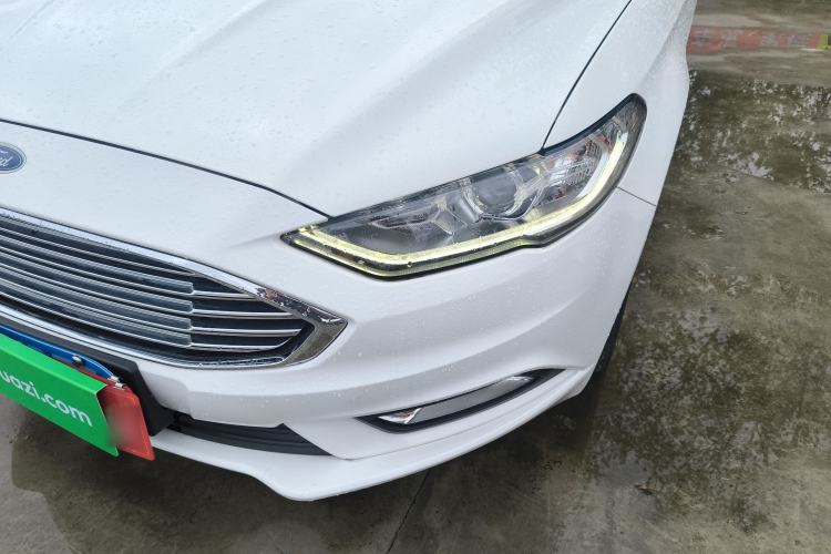Used Ford Mondeo 2018 EcoBoost 180 Fashion Edition Left Front Headlight
