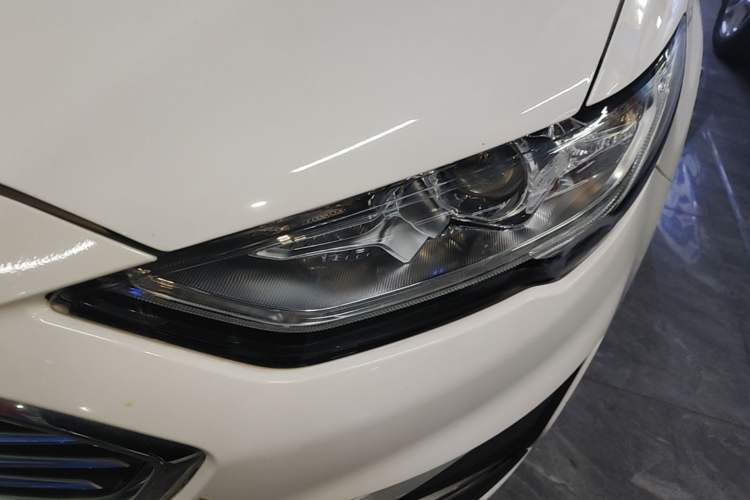 Used Ford Mondeo 2018 EcoBoost 200 Smart Control Fashion Model China V Standard Left Front Headlight