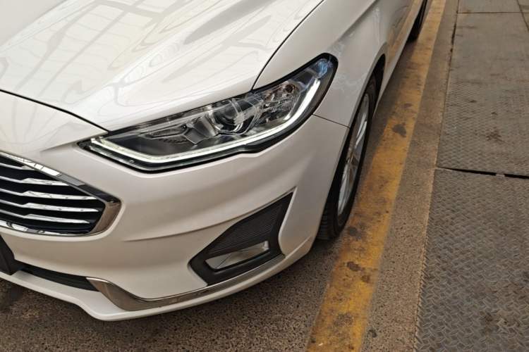 Used Ford Mondeo 2018 EcoBoost 200 Smart Control Fashion Model China VI Standard Left Front Headlight