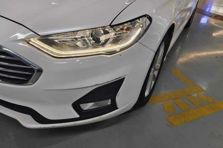 Used Ford Mondeo 2018 EcoBoost 180 Smart Control Fashion Model China V Standard Left Front Headlight