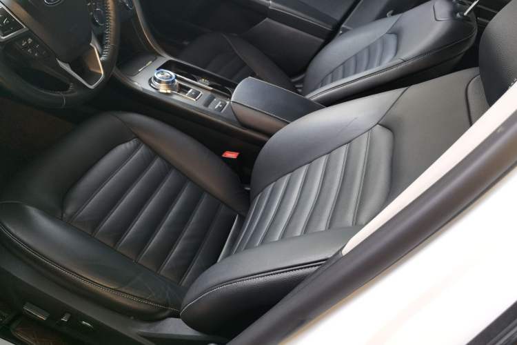 Used Ford Mondeo 2018 EcoBoost 200 Stylish Model Left Front Seat