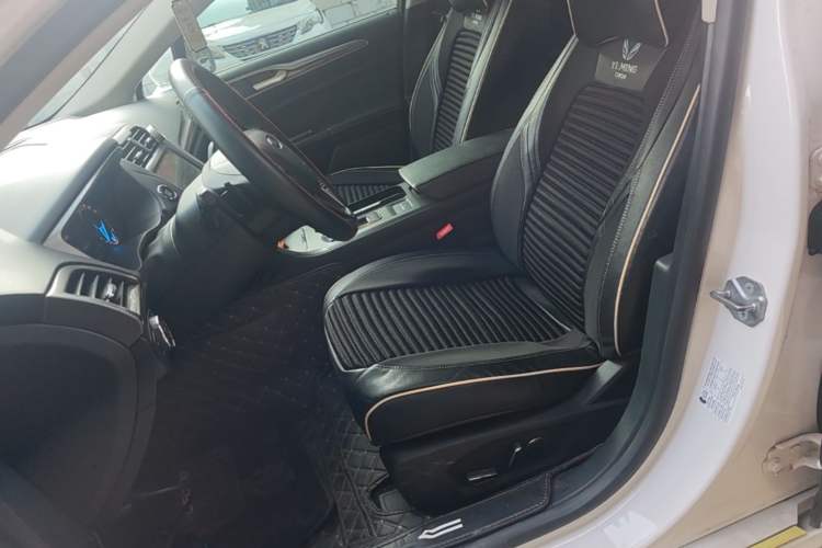 Used Ford Mondeo 2018 EcoBoost 180 Smart Control Fashion Model China VI Standard Left Front Seat