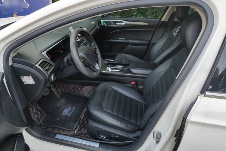 Used Ford Mondeo 2018 EcoBoost 180 Fashion Edition Left Front Seat