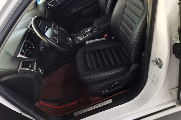 Used Ford Mondeo 2018 EcoBoost 180 Smart Control Fashion Model China VI Standard Left Front Seat