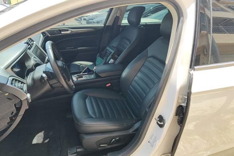 Used Ford Mondeo 2018 EcoBoost 180 Smart Control Fashion Model China V Standard Left Front Seat