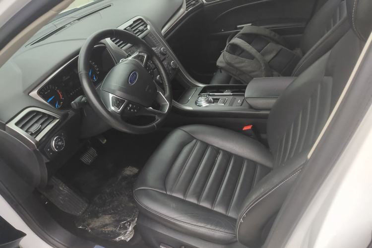 Used Ford Mondeo 2018 EcoBoost 180 Fashion Edition Left Front Seat