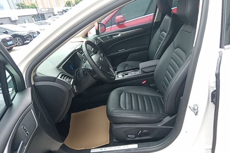 Used Ford Mondeo 2018 EcoBoost 180 Fashion Edition Left Front Seat