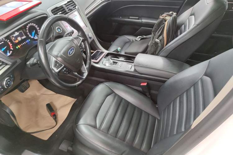 Used Ford Mondeo 2018 EcoBoost 180 Smart Control Fashion Model China VI Standard Left Front Seat