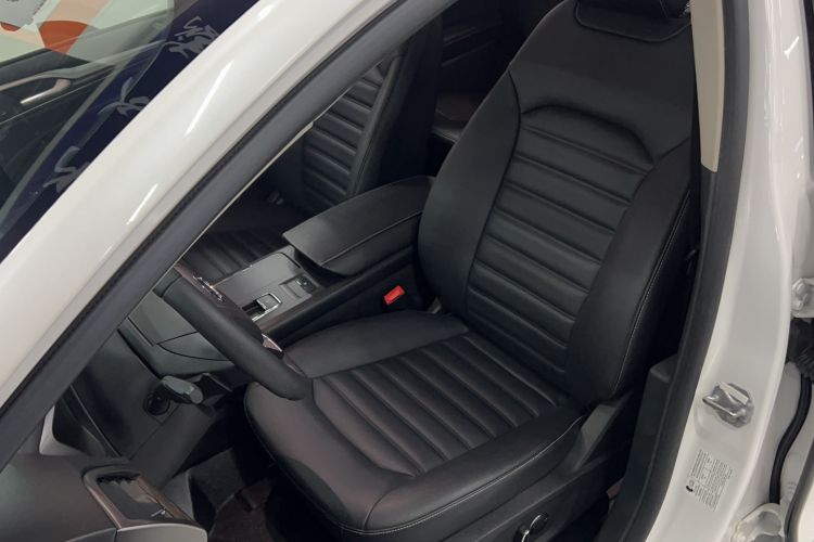 Used Ford Mondeo 2018 EcoBoost 180 Smart Control Fashion Model China VI Standard Left Front Seat