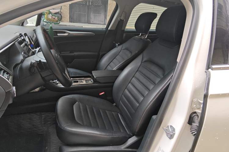 Used Ford Mondeo 2018 EcoBoost 200 Smart Control Fashion Model China V Standard Left Front Seat
