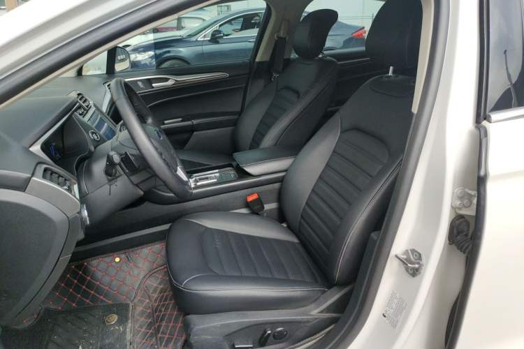 Used Ford Mondeo 2018 EcoBoost 200 Smart Control Fashion Model China V Standard Left Front Seat