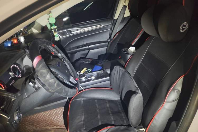 Used Ford Mondeo 2018 EcoBoost 180 Fashion Edition Left Front Seat