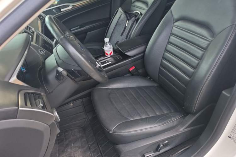 Used Ford Mondeo 2018 EcoBoost 180 Fashion Edition Left Front Seat