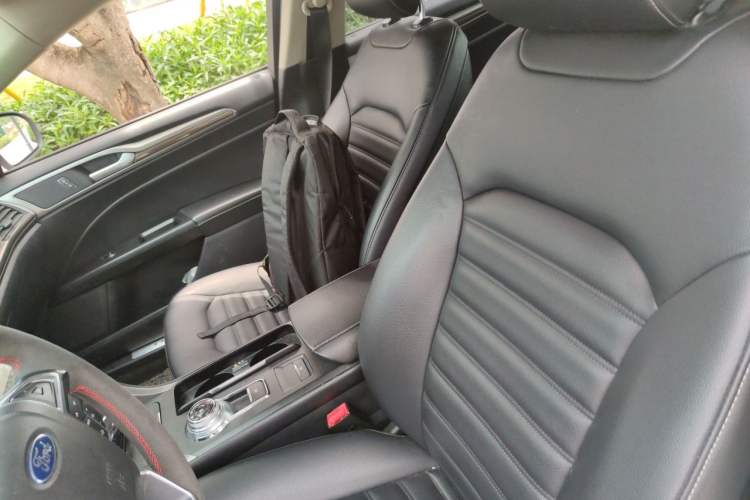 Used Ford Mondeo 2018 EcoBoost 180 Smart Control Fashion Model China V Standard Left Front Seat