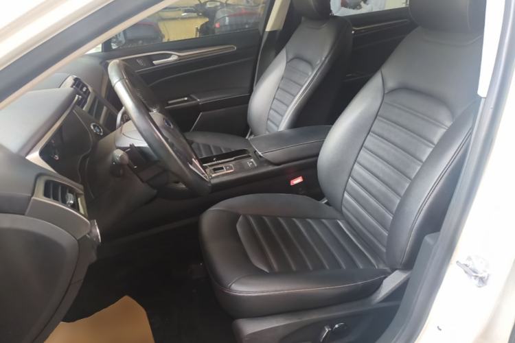 Used Ford Mondeo 2018 EcoBoost 180 Smart Control Fashion Model China VI Standard Left Front Seat