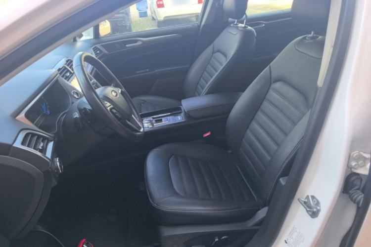 Used Ford Mondeo 2018 EcoBoost 180 Fashion Edition Left Front Seat