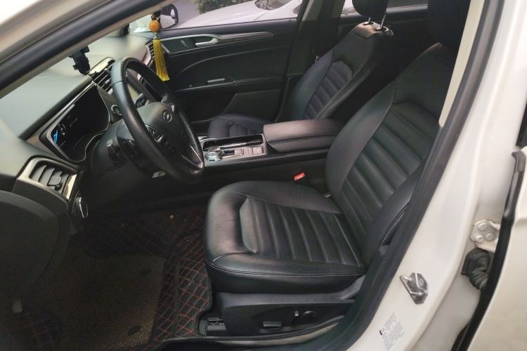 Used Ford Mondeo 2018 EcoBoost 180 Luxury Model Left Front Seat