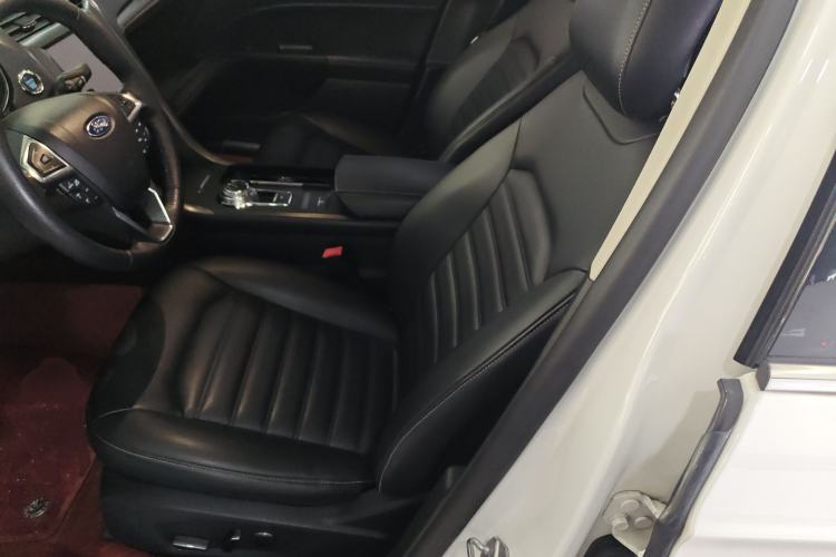 Used Ford Mondeo 2018 EcoBoost 180 Smart Control Fashion Model China V Standard Left Front Seat