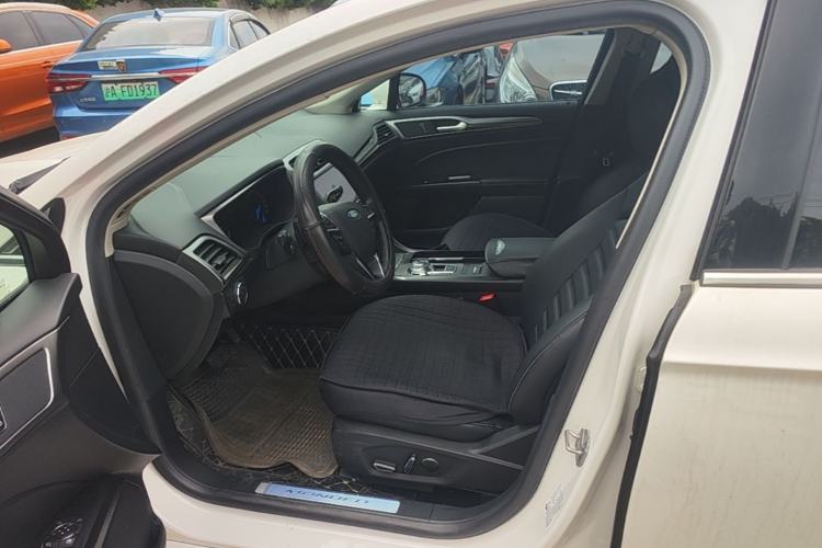 Used Ford Mondeo 2018 EcoBoost 200 Smart Control Fashion Model China VI Standard Left Front Seat