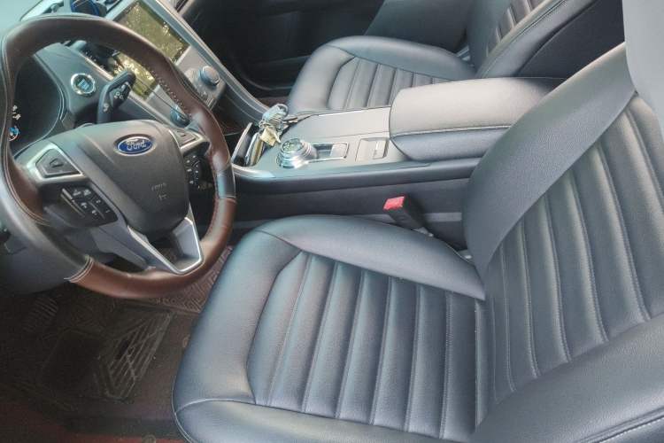 Used Ford Mondeo 2018 EcoBoost 180 Fashion Edition Left Front Seat