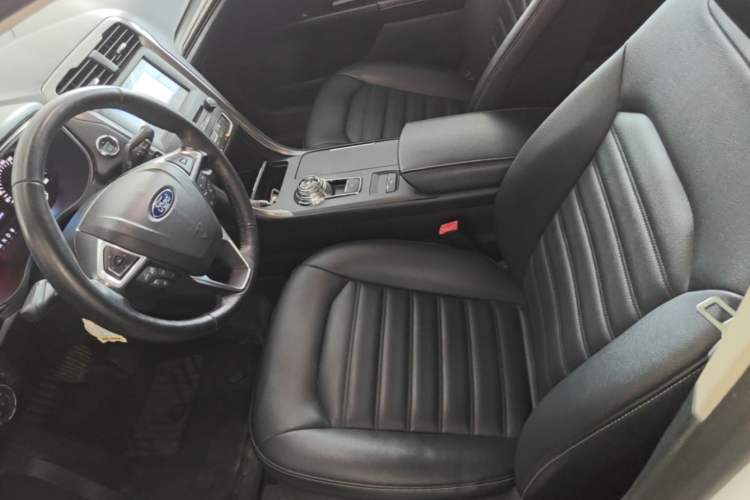 Used Ford Mondeo 2018 EcoBoost 180 Smart Control Fashion Model China V Standard Left Front Seat