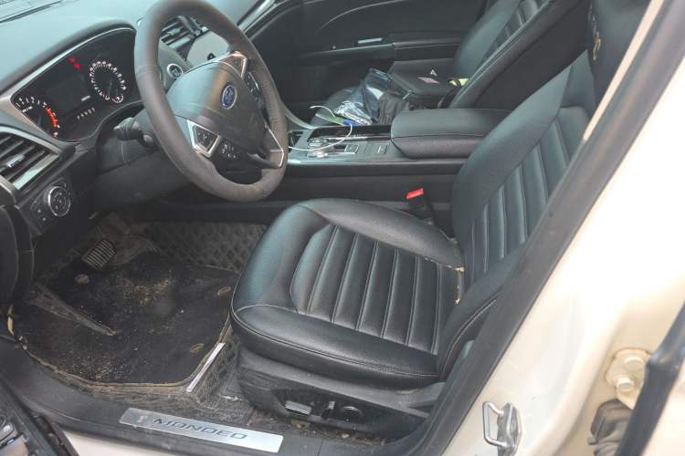 Used Ford Mondeo 2018 EcoBoost 180 Smart Control Fashion Model China V Standard Left Front Seat